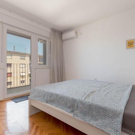 Nona Mileva Apartment Pula Buitenkant foto