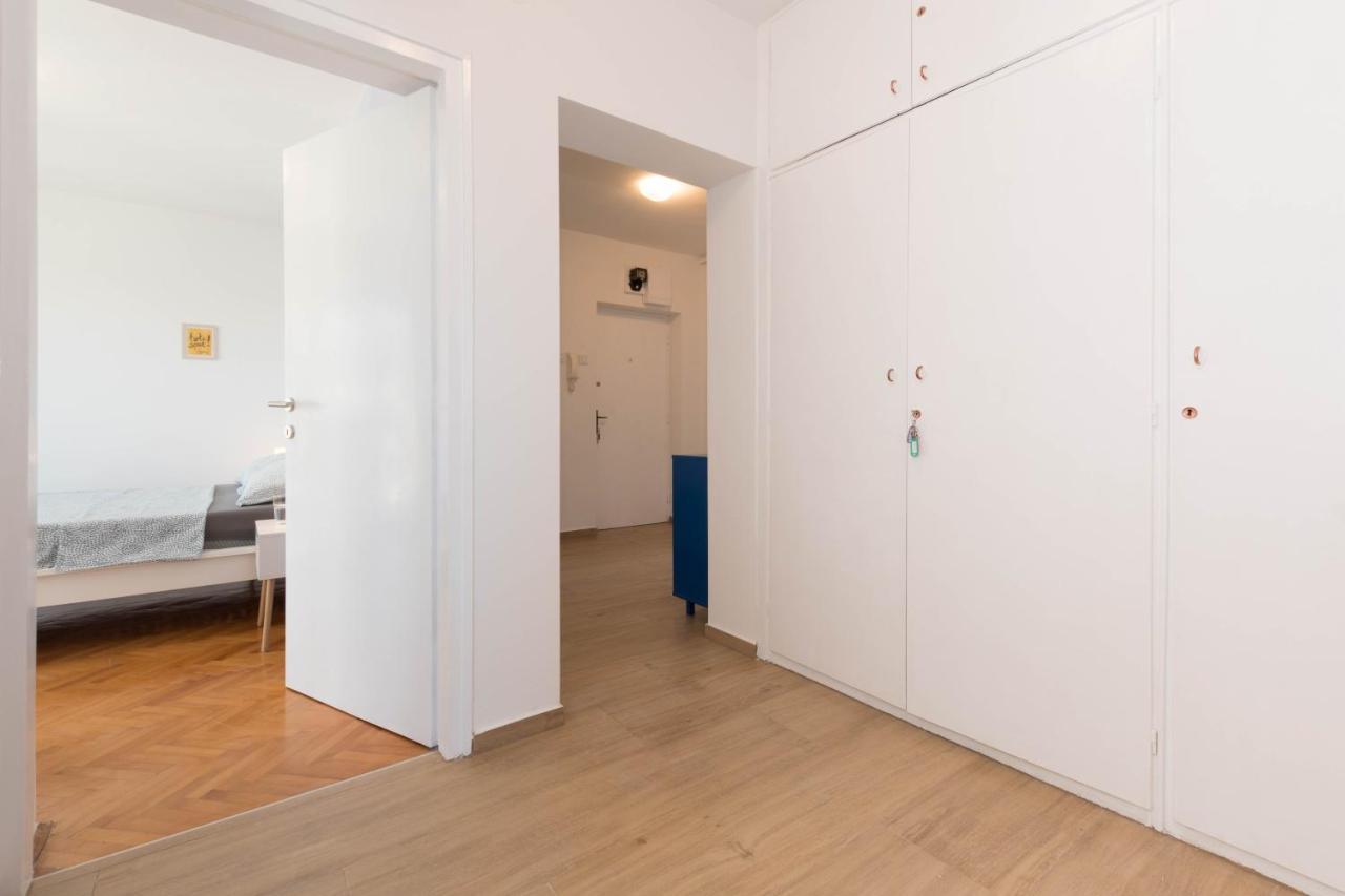 Nona Mileva Apartment Pula Buitenkant foto