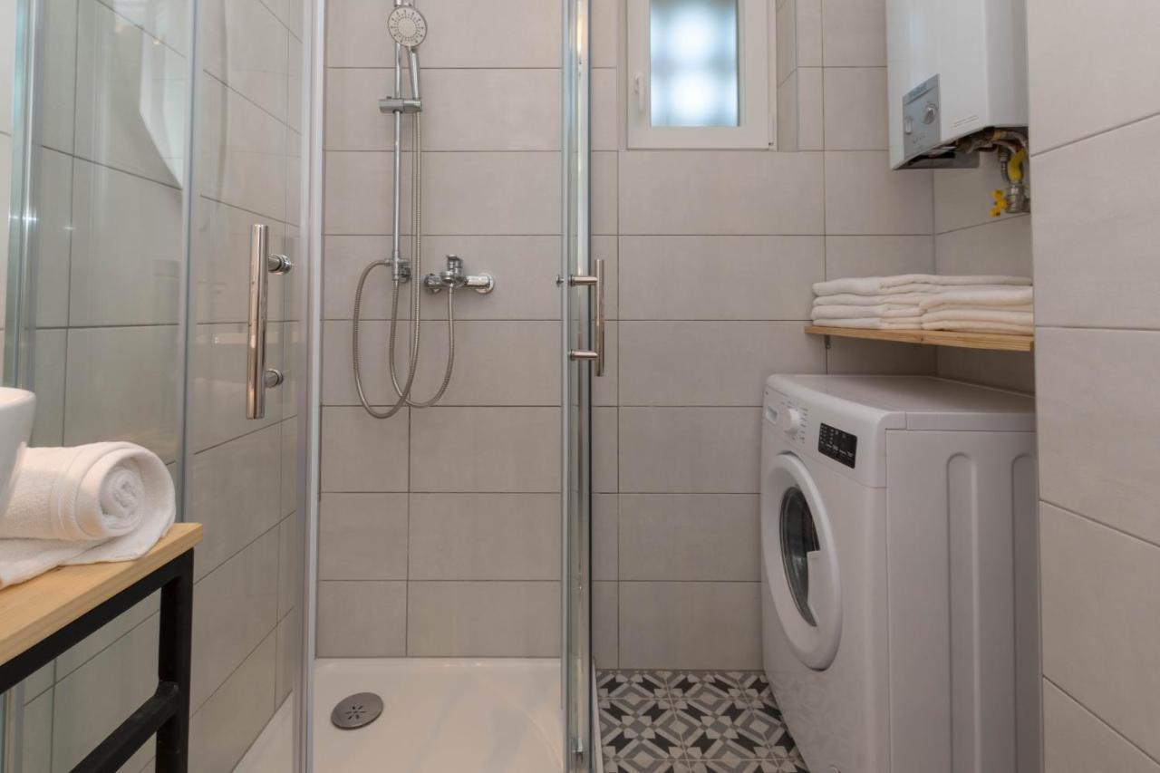 Nona Mileva Apartment Pula Buitenkant foto